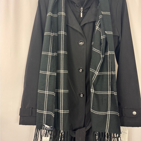 Lands' End Black Plaid Scarf NWT - Picture 2 of 7